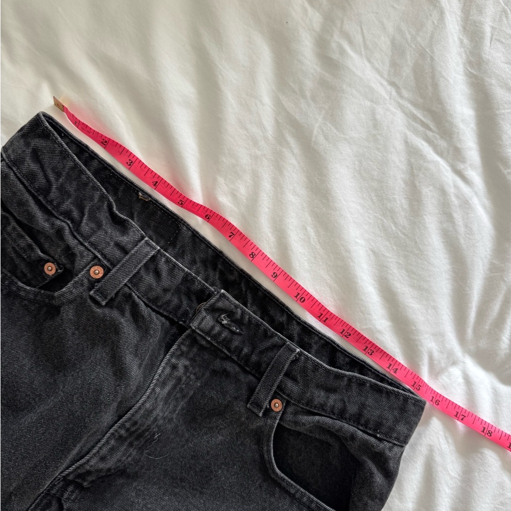 Levi’s 505 Faded Black Cutoff Shorts - Picture 7 of 7